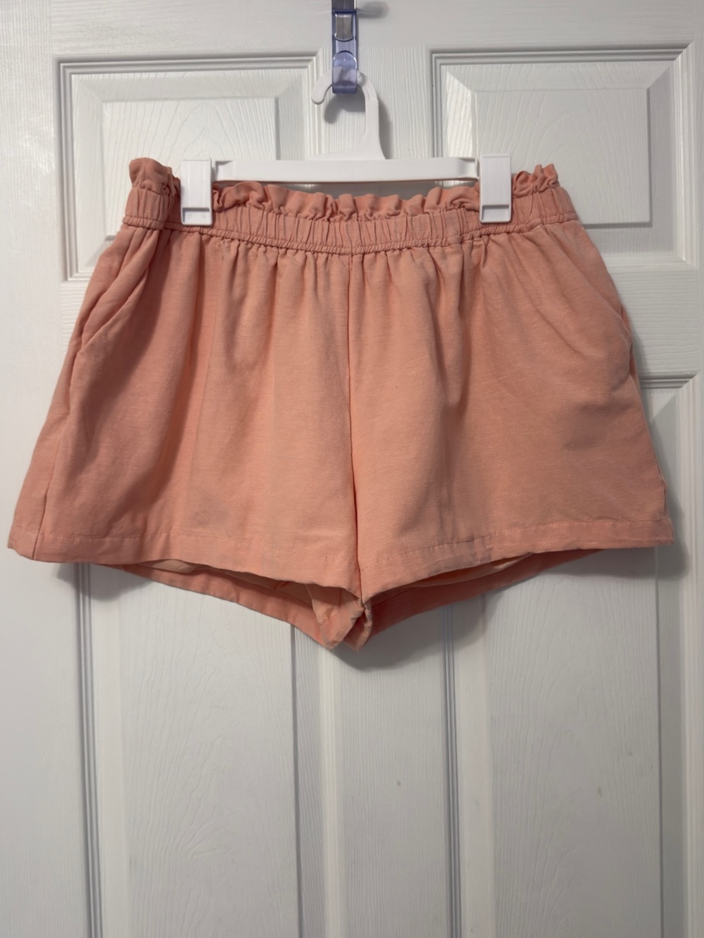Women's Peach Elastic-Waist Athletic Shorts